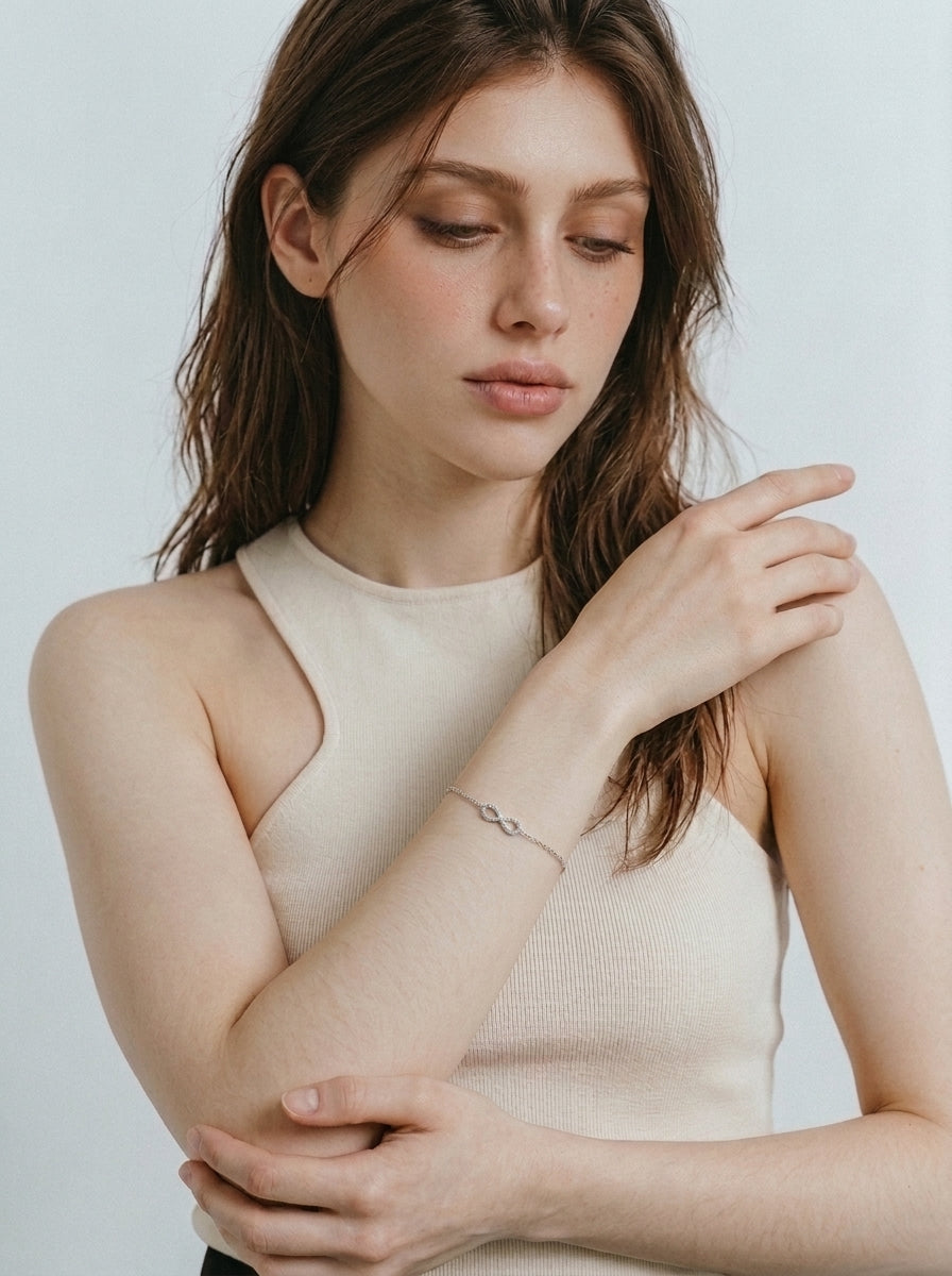 Maison Naïne Infinity Bracelet White CZ Rhodium